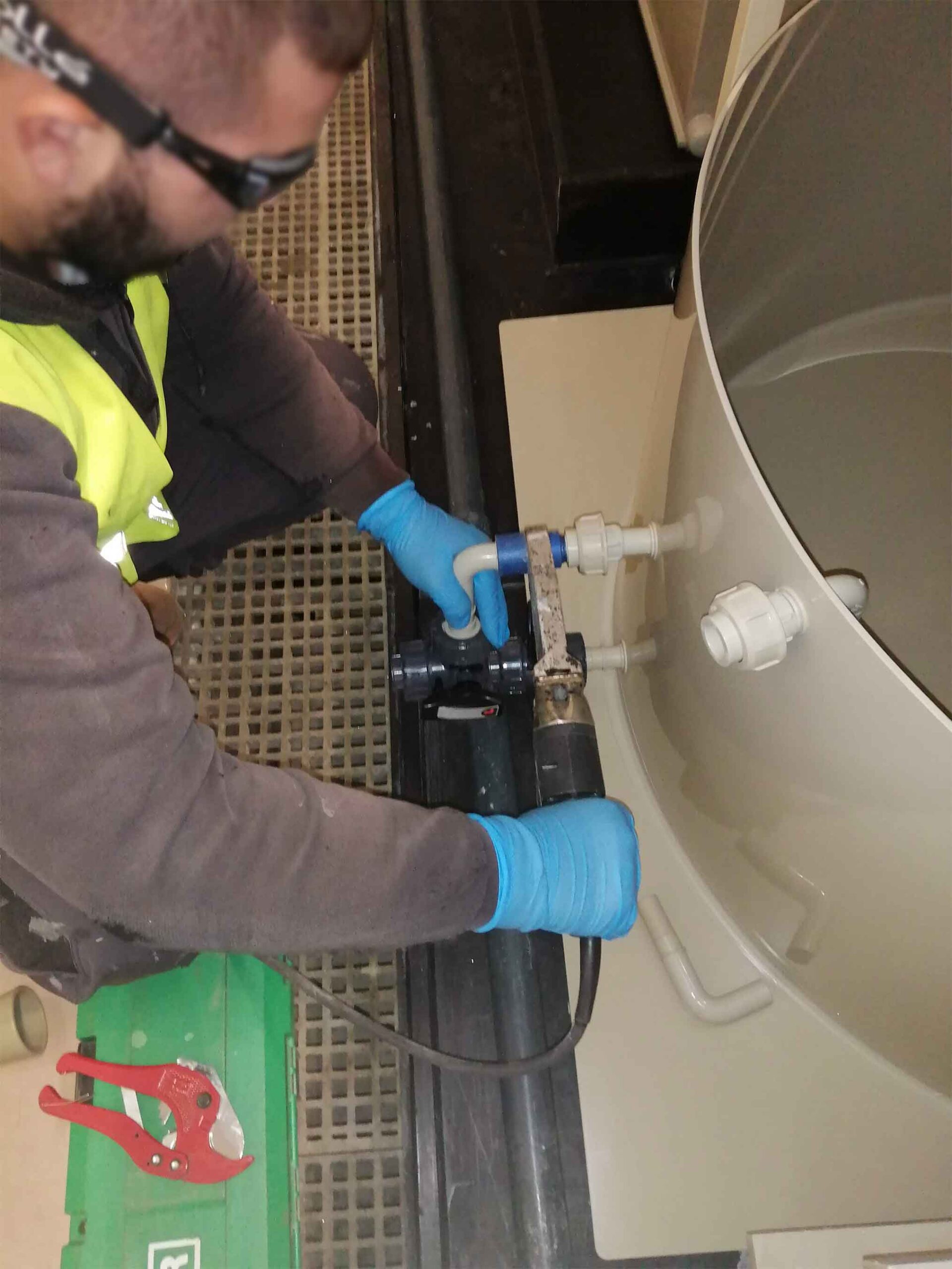 Prestation RFI Plast en traitement de surface